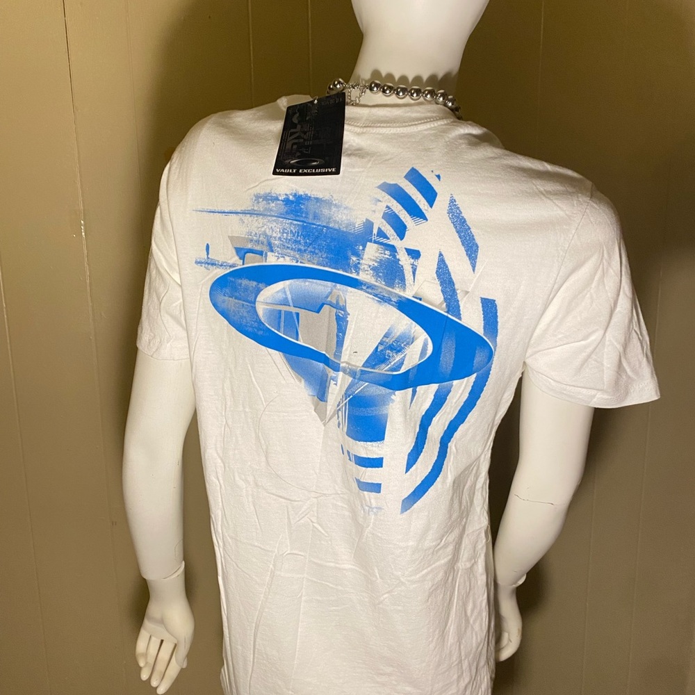 Oakley mens T-Shirt